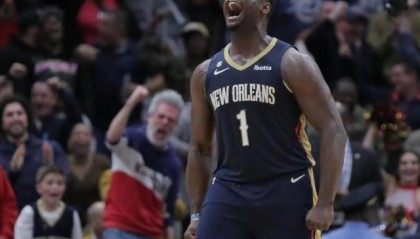 mk娱乐-鹈鹕逆转赢球重回西部第一，锡安连得14分居功至伟