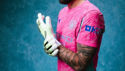 mk娱乐-职业规划这块🤑26岁多纳鲁马10年赚8850万，曼城5年6500万+奖金