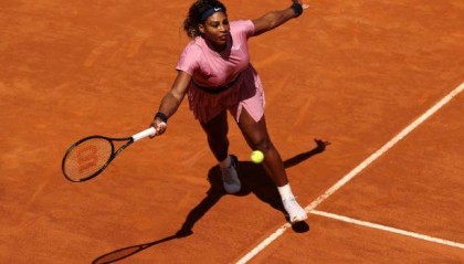 罗马首秀不敌红土新贵 小威未能用胜利告别“一千”