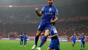 mk体育官网-鹿死谁手？申花中超对阵泰山三连胜，泰山联赛近4场全胜&amp;轰14球