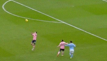 1612020944513019084.gif 5869.gif